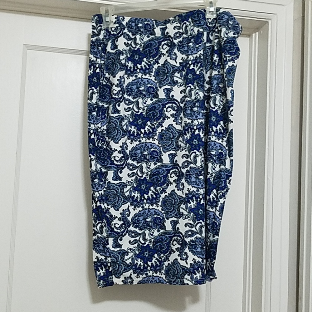 Pencil skirt